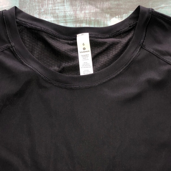 NEW Lululemon Pace Short Sleeve size 6 - Picture 4 of 9